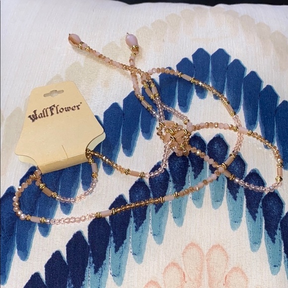 New without tags Wallflower Necklace - Picture 2 of 3
